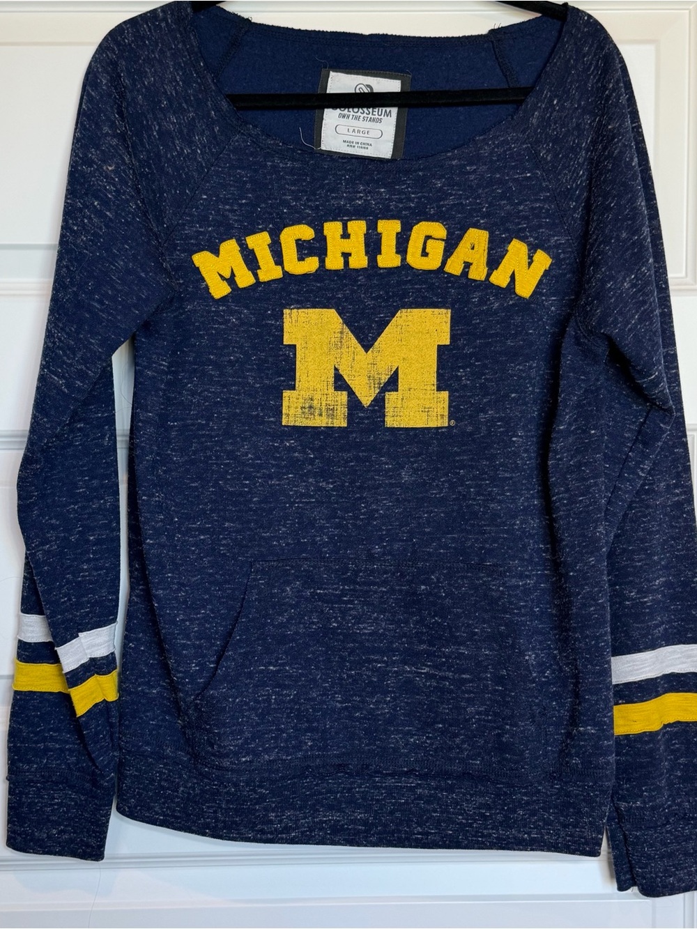Colosseum Michigan Wolverines Women’s Large Hoodie Sweatshirt Navy Yellow M